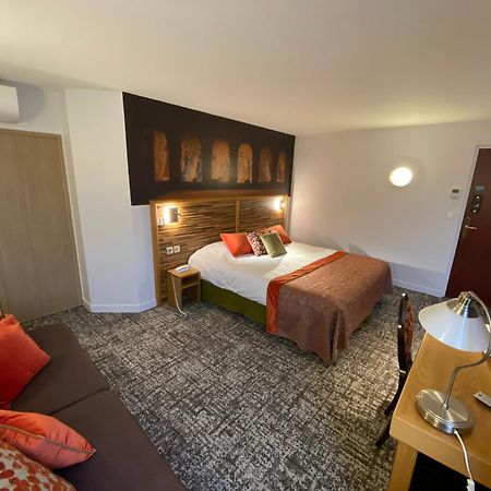 Logis - Le Christina Hotel Bourges Ngoại thất bức ảnh