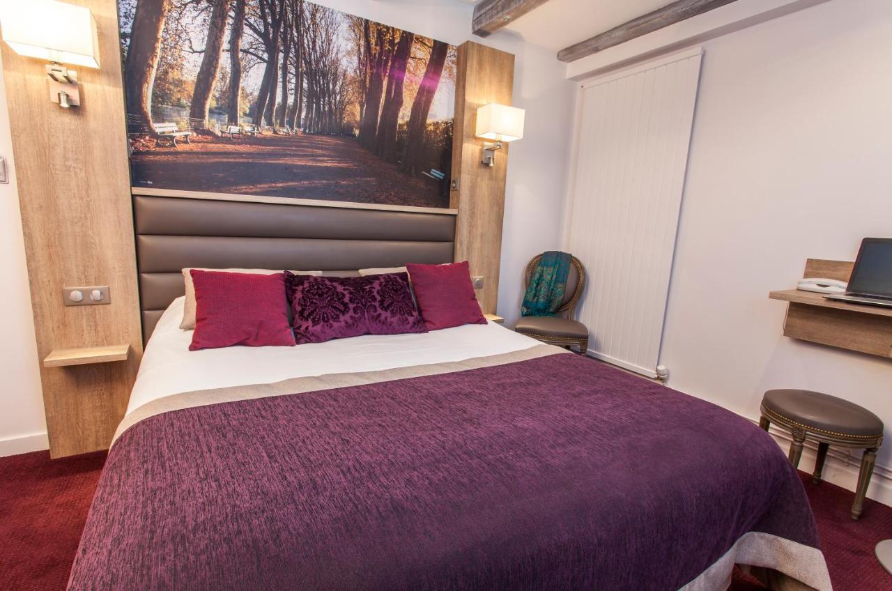 Logis - Le Christina Hotel Bourges Ngoại thất bức ảnh